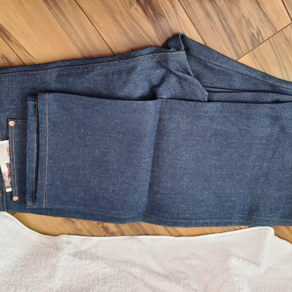 Wrangler Jeans (New) - Picture 2 of 4